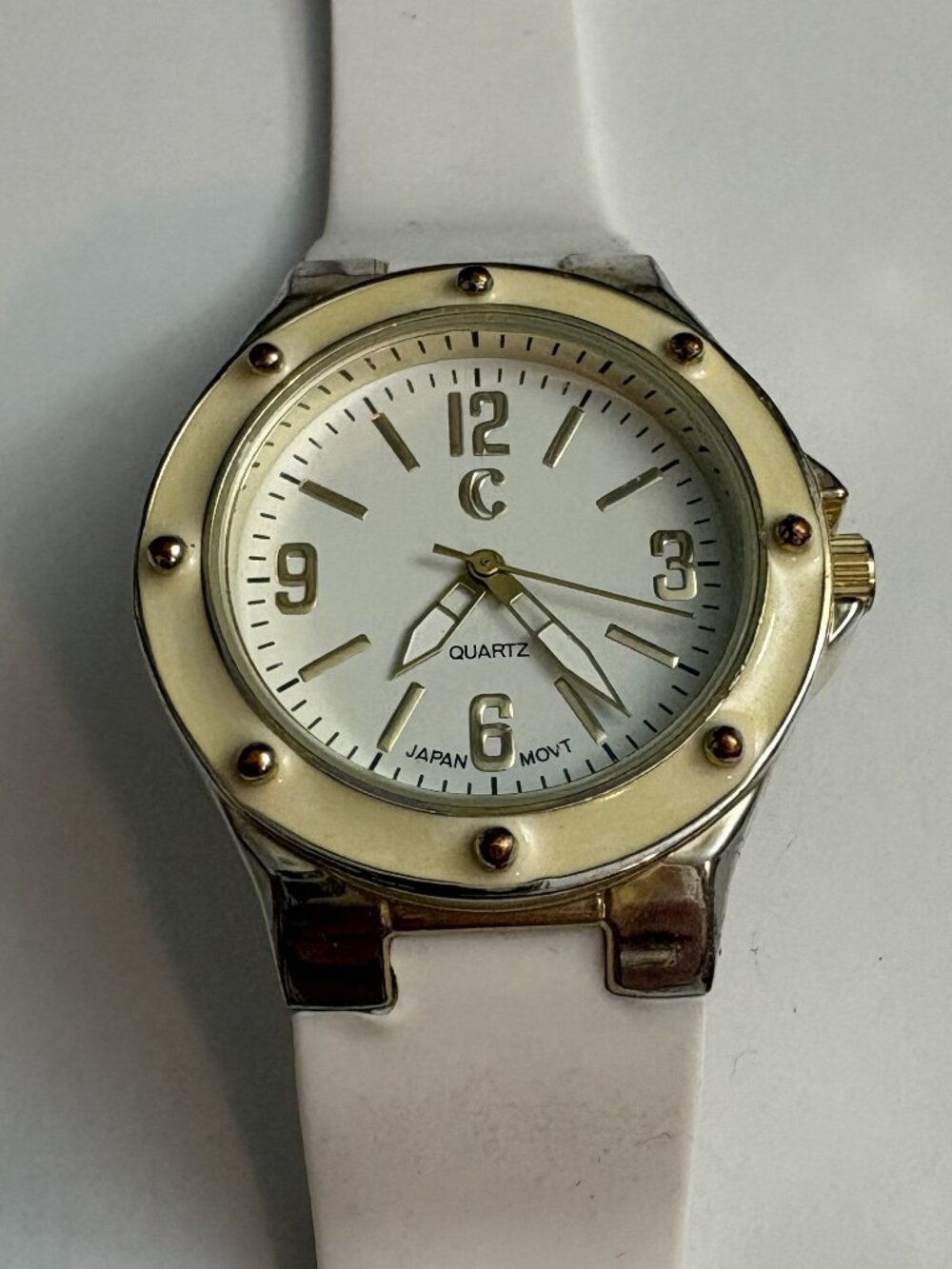 EUC Charming Charlie Women's Wristwatch White with Gold